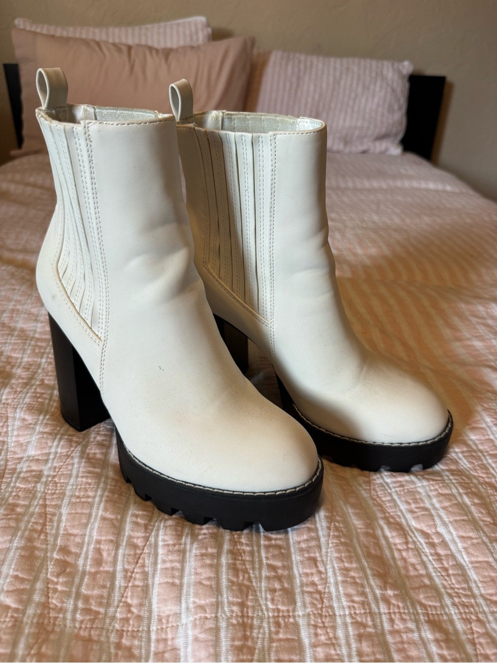 Forever 21 White Platform Chelsea Booties for Women